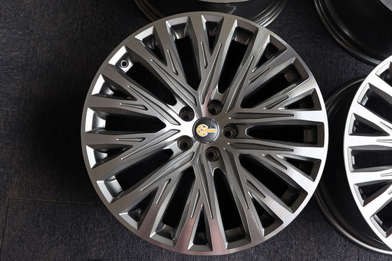 ET37 22 Inch Polished Aluminum Rims , Grey Cast Rim For Audi A8